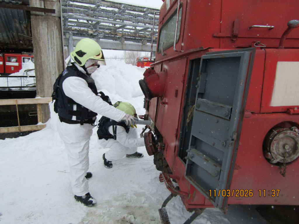 Радиационный контроль техники спасателями Глазовского филиала АТЦ Росатома